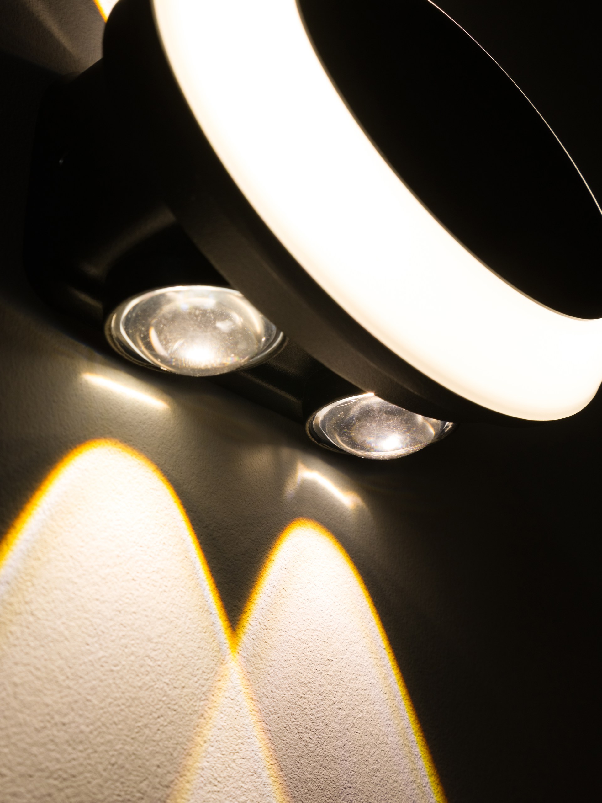 Светильник светодиодный бра PP-202/4 BK